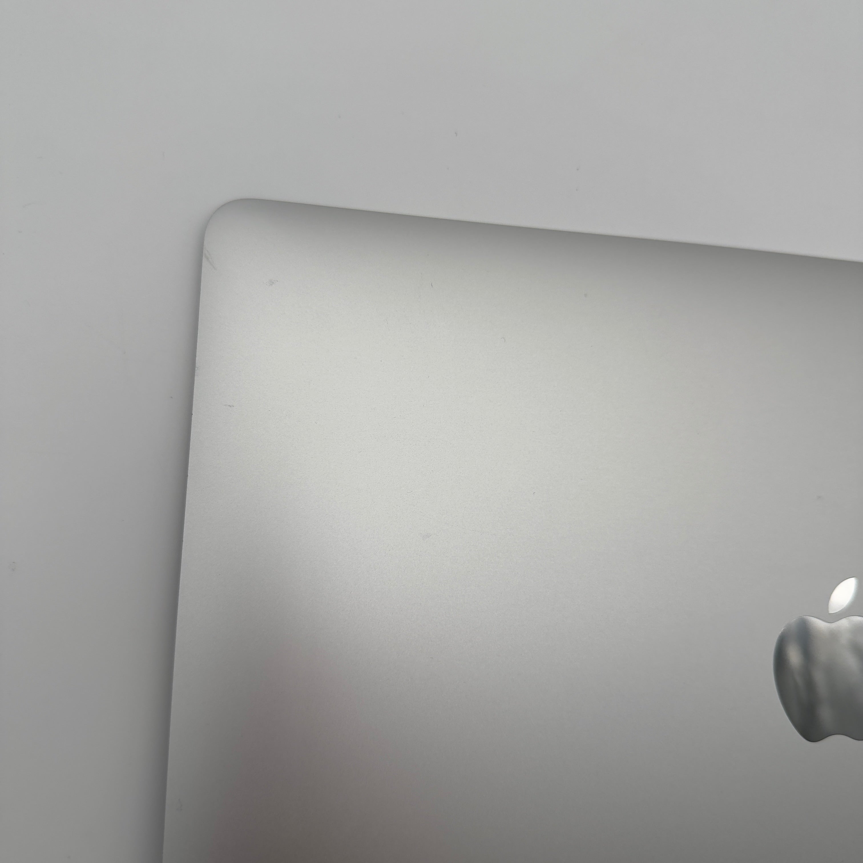 Origineel Display beeldscherm MacBook Pro M1 13” A2338 silver