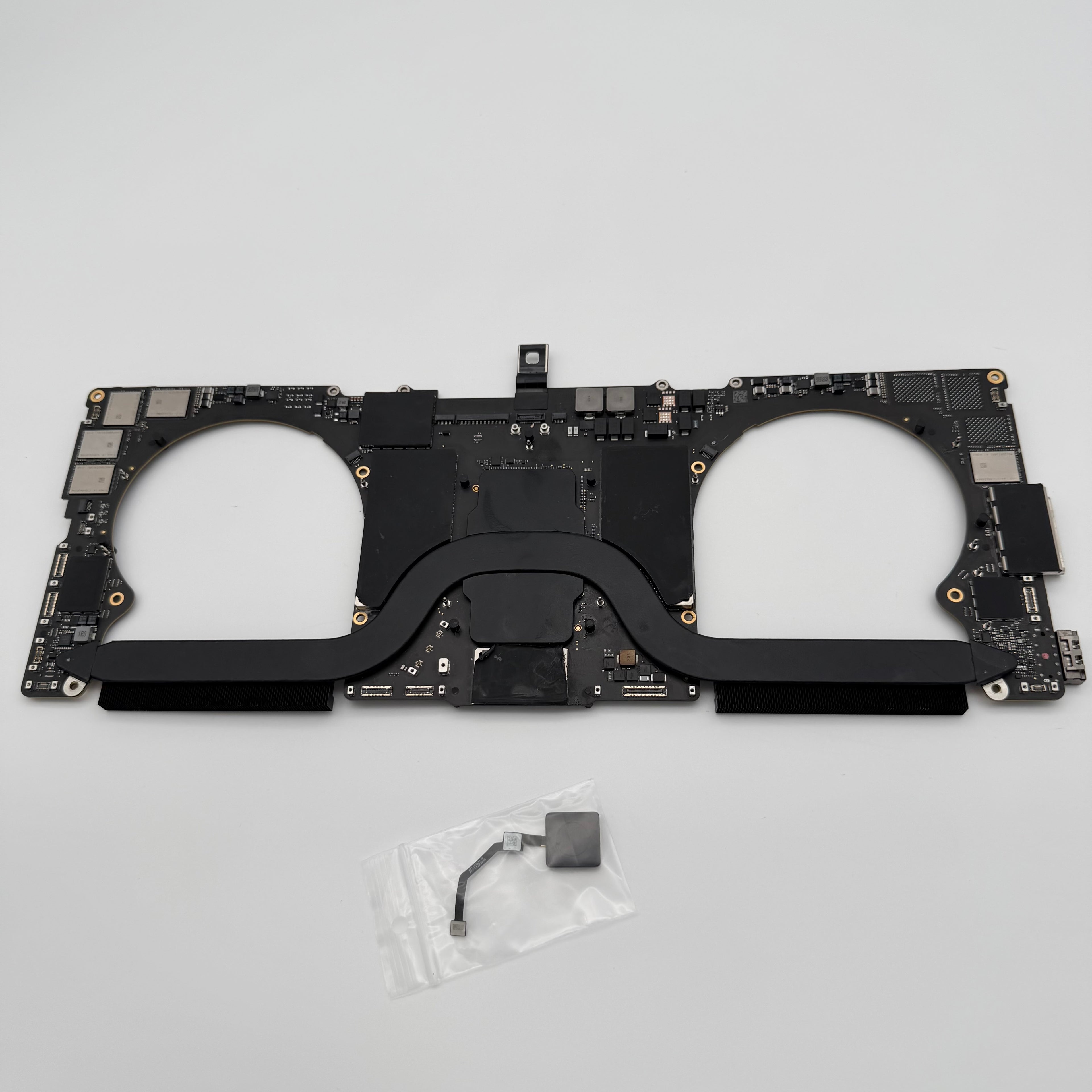 Motherboard + Touch ID Macbook pro 16” M1 A2485 16gb 512gb