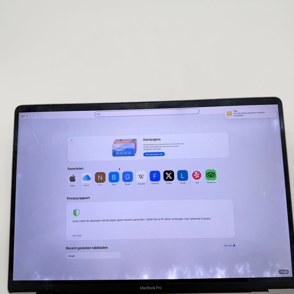 Display beeldscherm Macbook pro 16” 2019 a2141 space grey (witte vlekken)