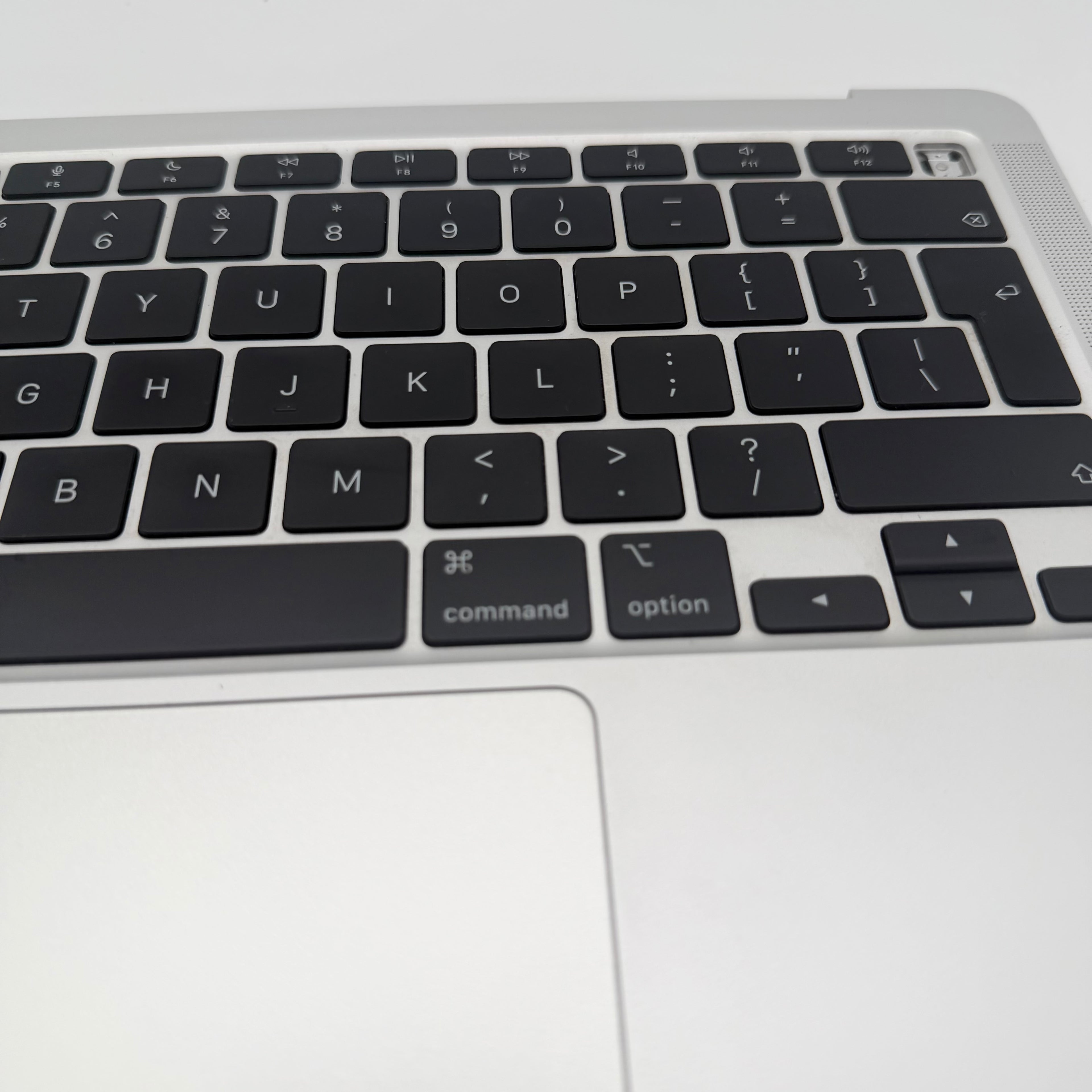 Complete topcase keyboard Macbook Air M1 A2337 zilver (218 cycles)