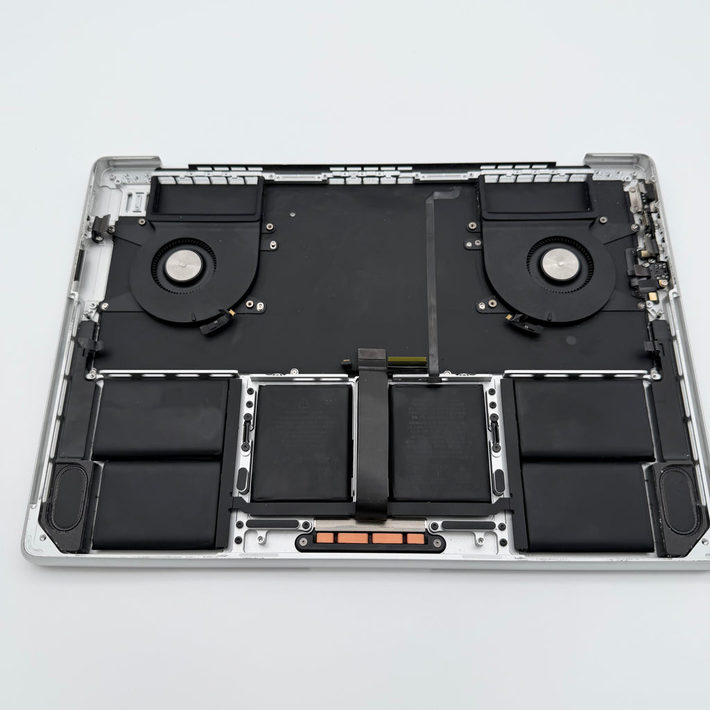 Complete topcase keyboard Macbook pro M2 14” A2779 silver (350 Cycles)