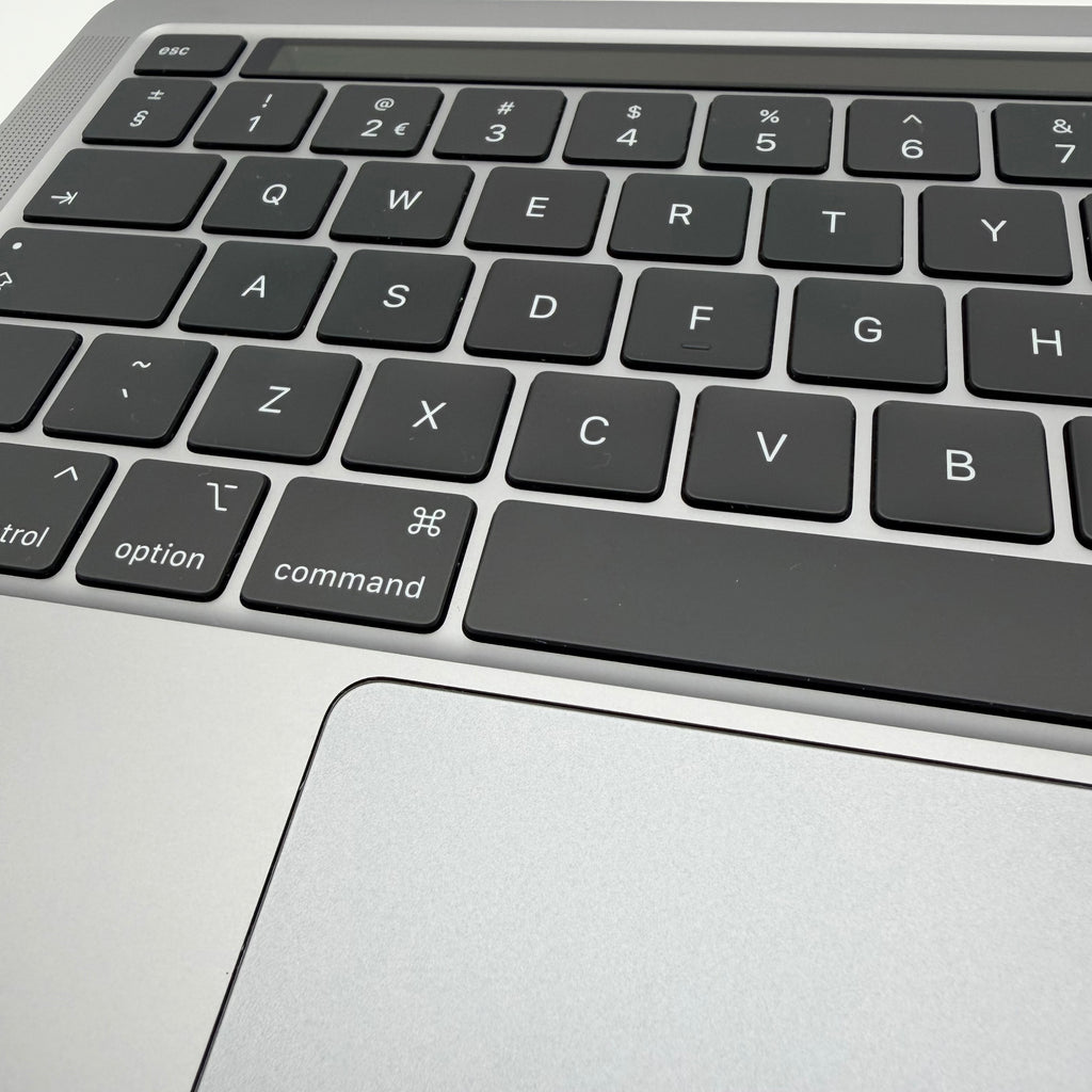 Complete top case with keyboard for MacBook Pro M1 13” A2338, Space Gray, 45 battery charge cycles.