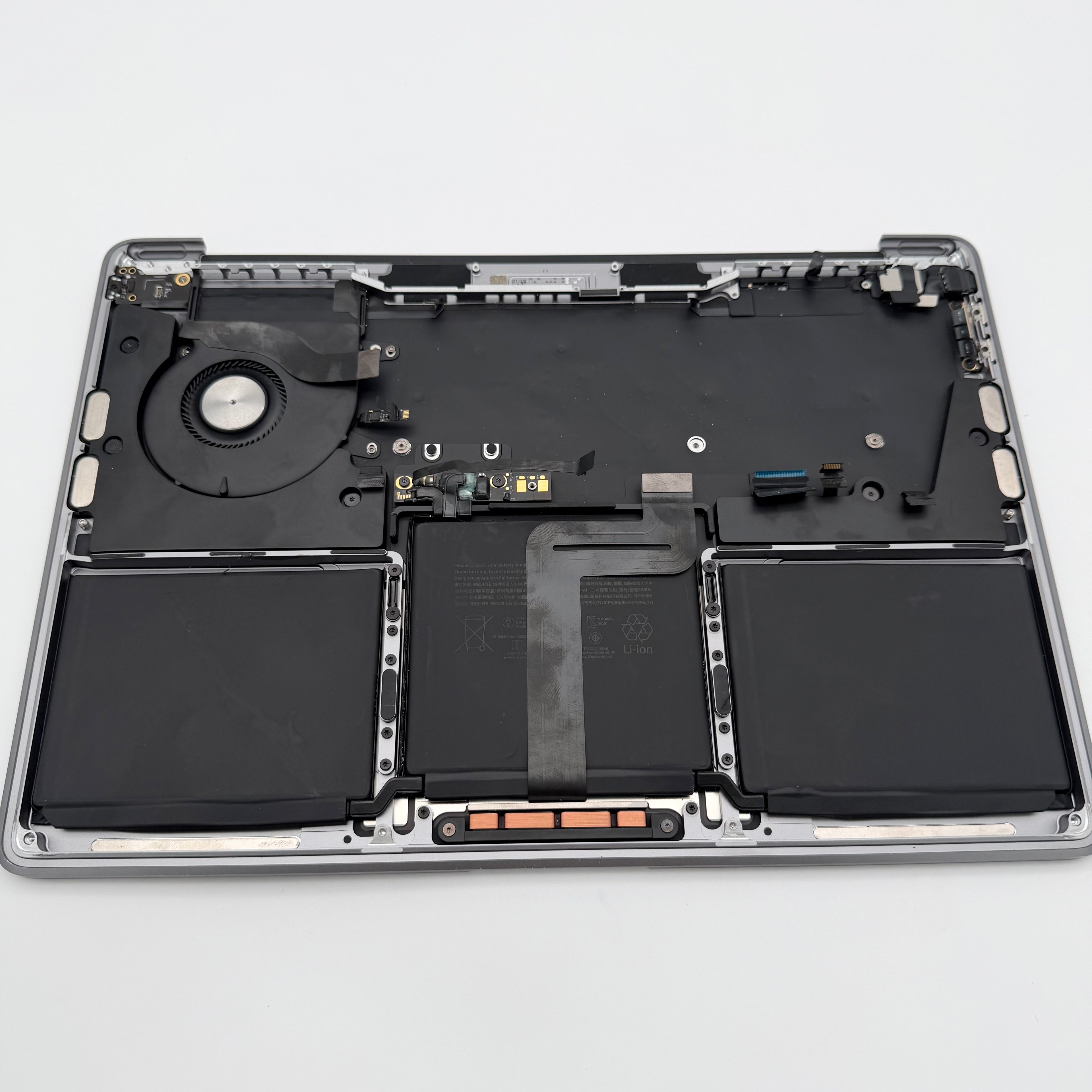Complete Topcase keyboard MacBook Pro M1 13'' A2338 Space grey (285 Cycles)