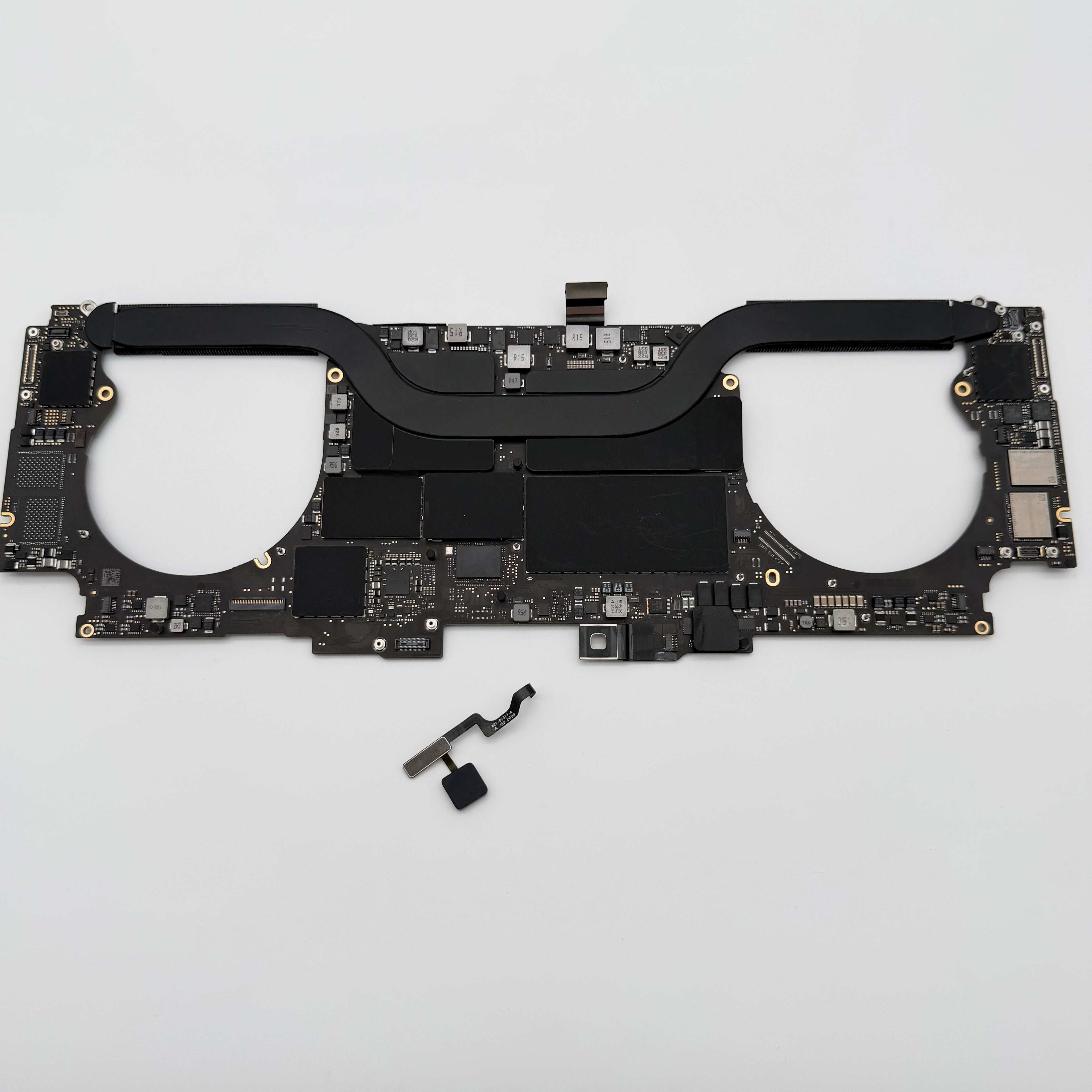 Motherboard / Logic board + Touch ID a2141 Macbook pro 16” 2019 512GB 16Gb